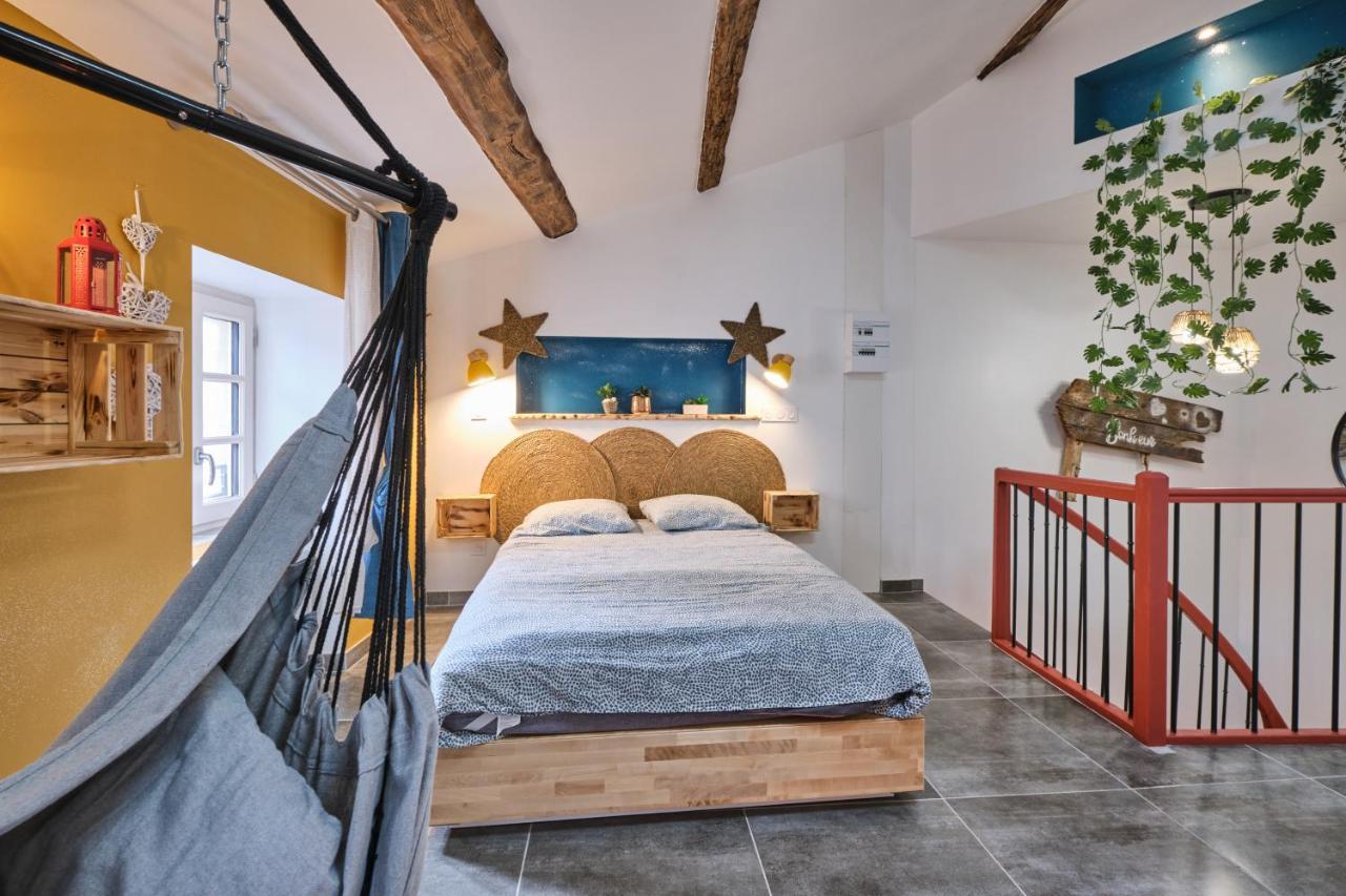Place Carnot - Studio Tout Equipe Avec Jacuzzi Proche Toutes Commodites Carcassonne Exterior foto