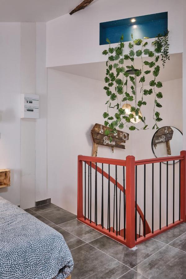Place Carnot - Studio Tout Equipe Avec Jacuzzi Proche Toutes Commodites Carcassonne Exterior foto